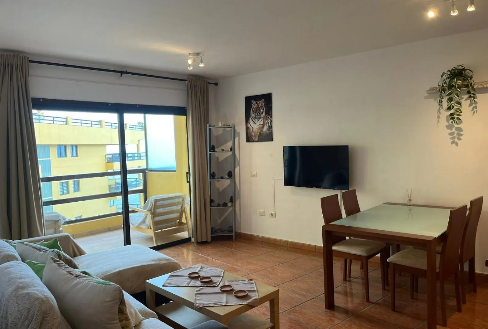 Edificio Agua Marina Panoramic View Apartments On First Line San Miguel de Abona